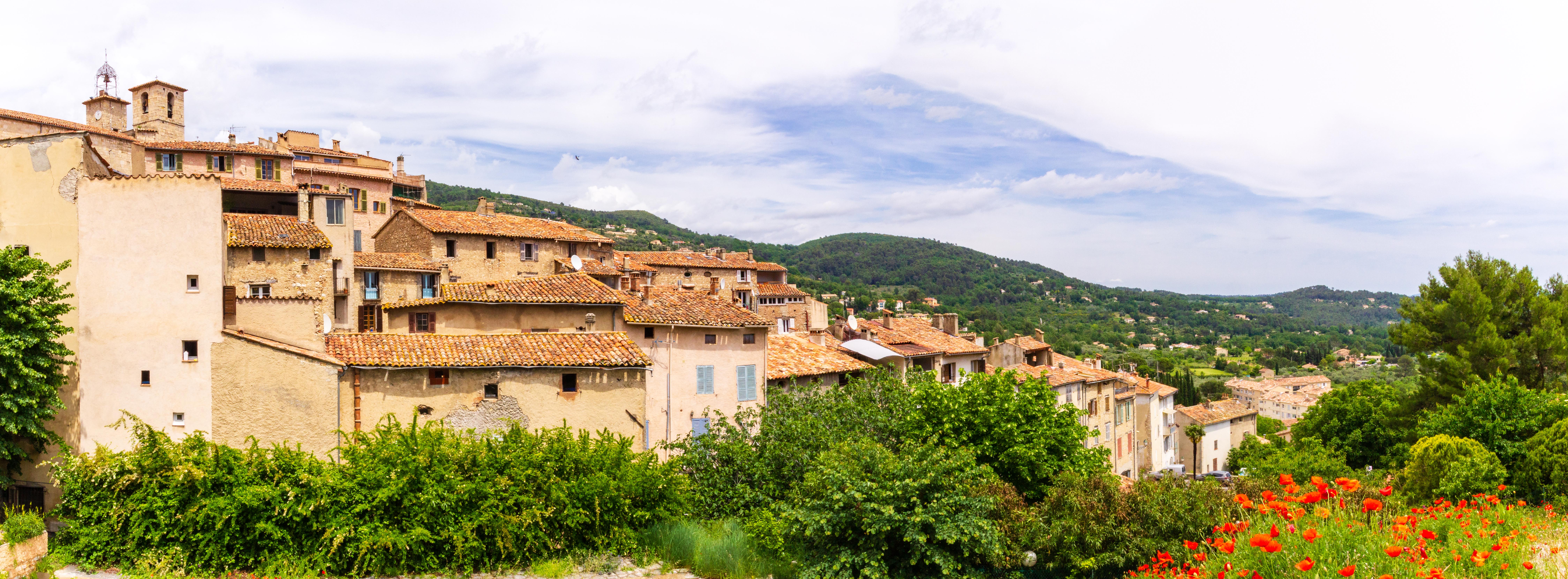 2018 05 Provence PanoramaSuperWideMax10000 004