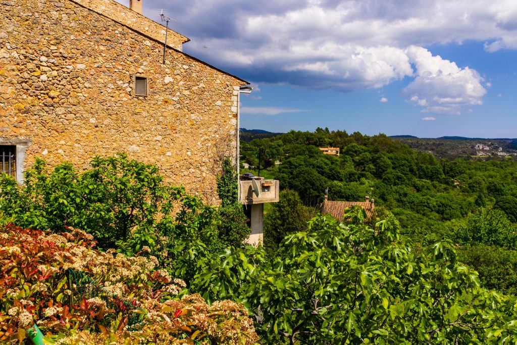 2018 05 Provence Ampus 001