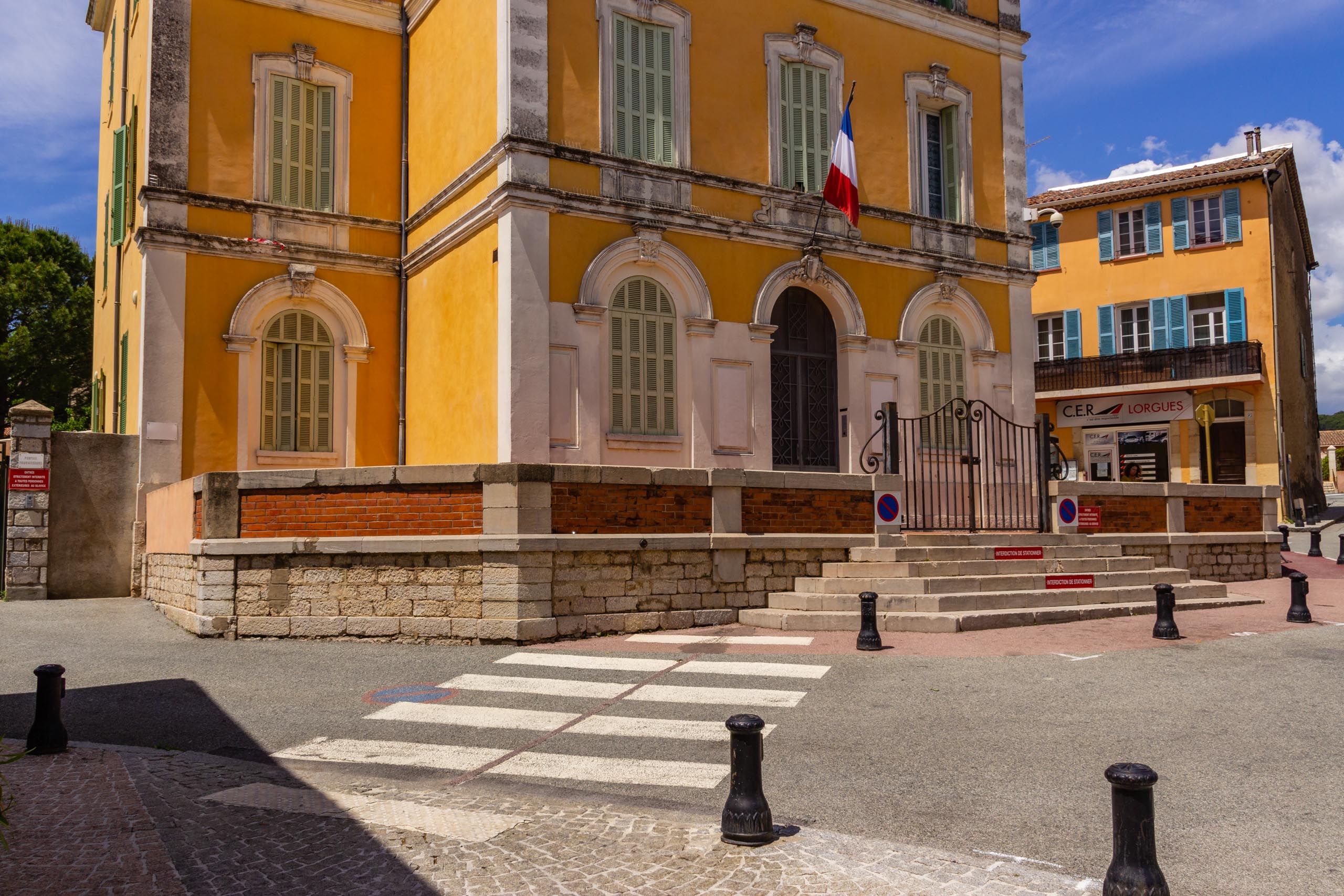 2018 05 Provence Lourgues 008