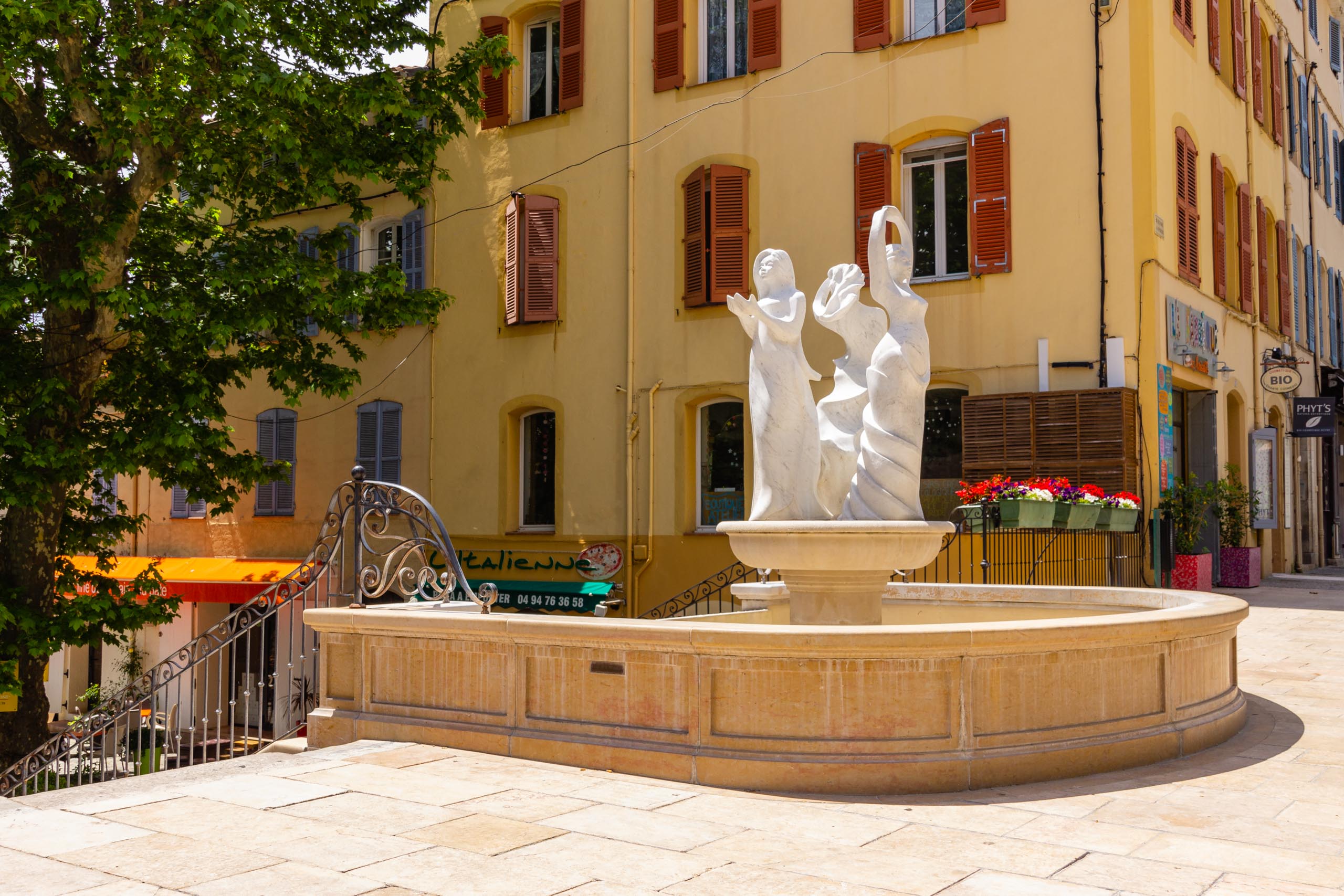 2018 05 Provence Lourgues 011