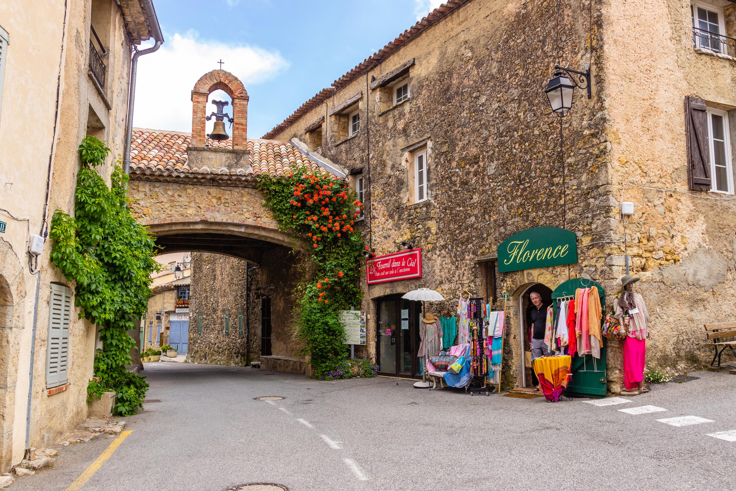 2018 05 Provence Tourtour 016