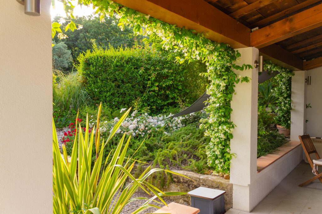 2018 05 Provence Garden 1 002