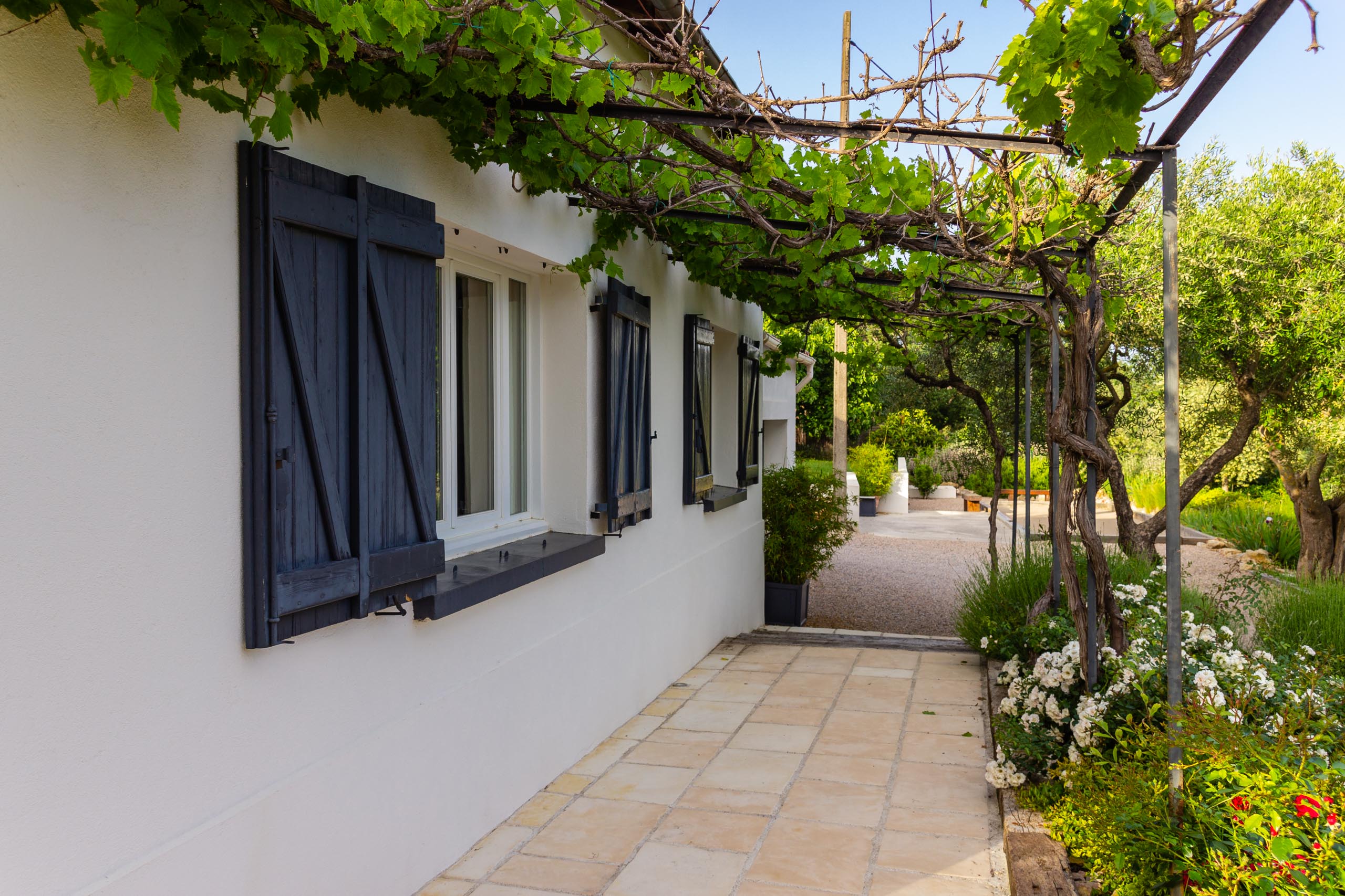 2018 05 Provence Garden 1 015