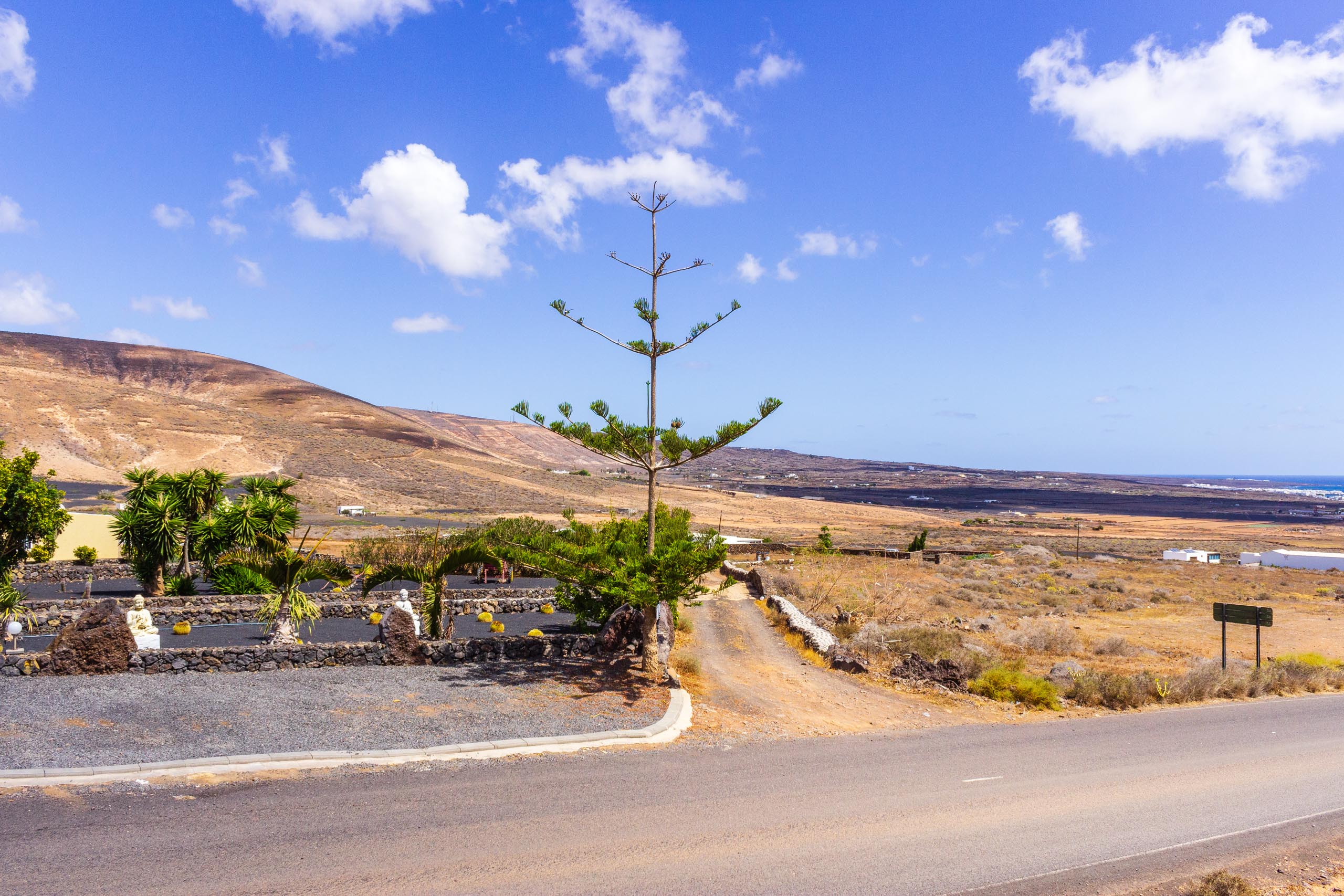 2018 08 Lanzarote AWalkRoundTabayesco 2 007