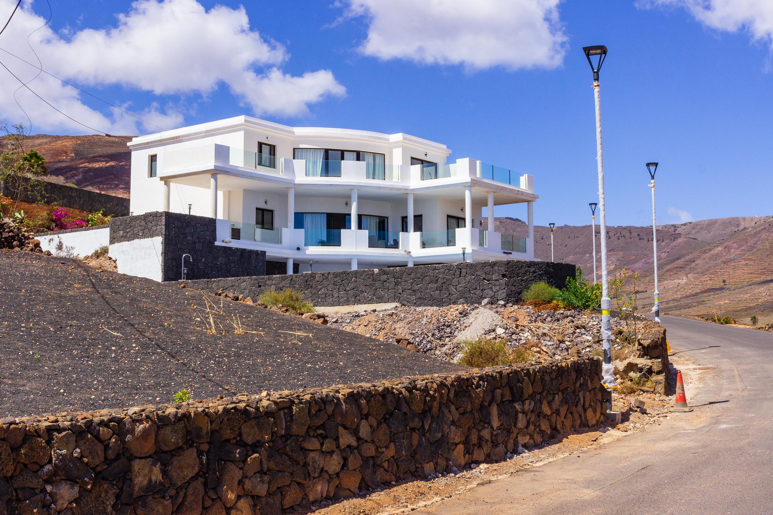 2018 08 Lanzarote AWalkRoundTabayesco 2 016