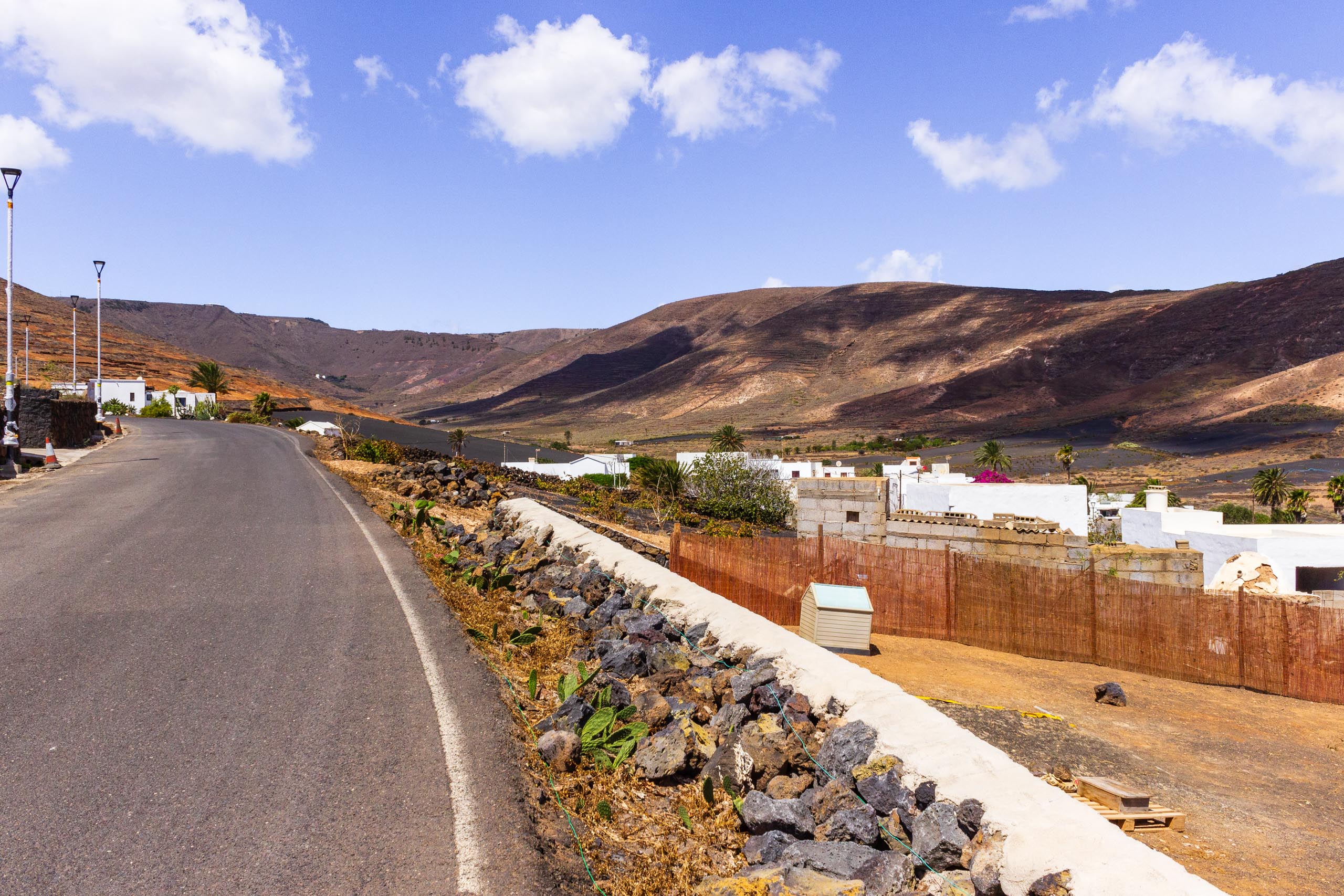 2018 08 Lanzarote AWalkRoundTabayesco 2 017