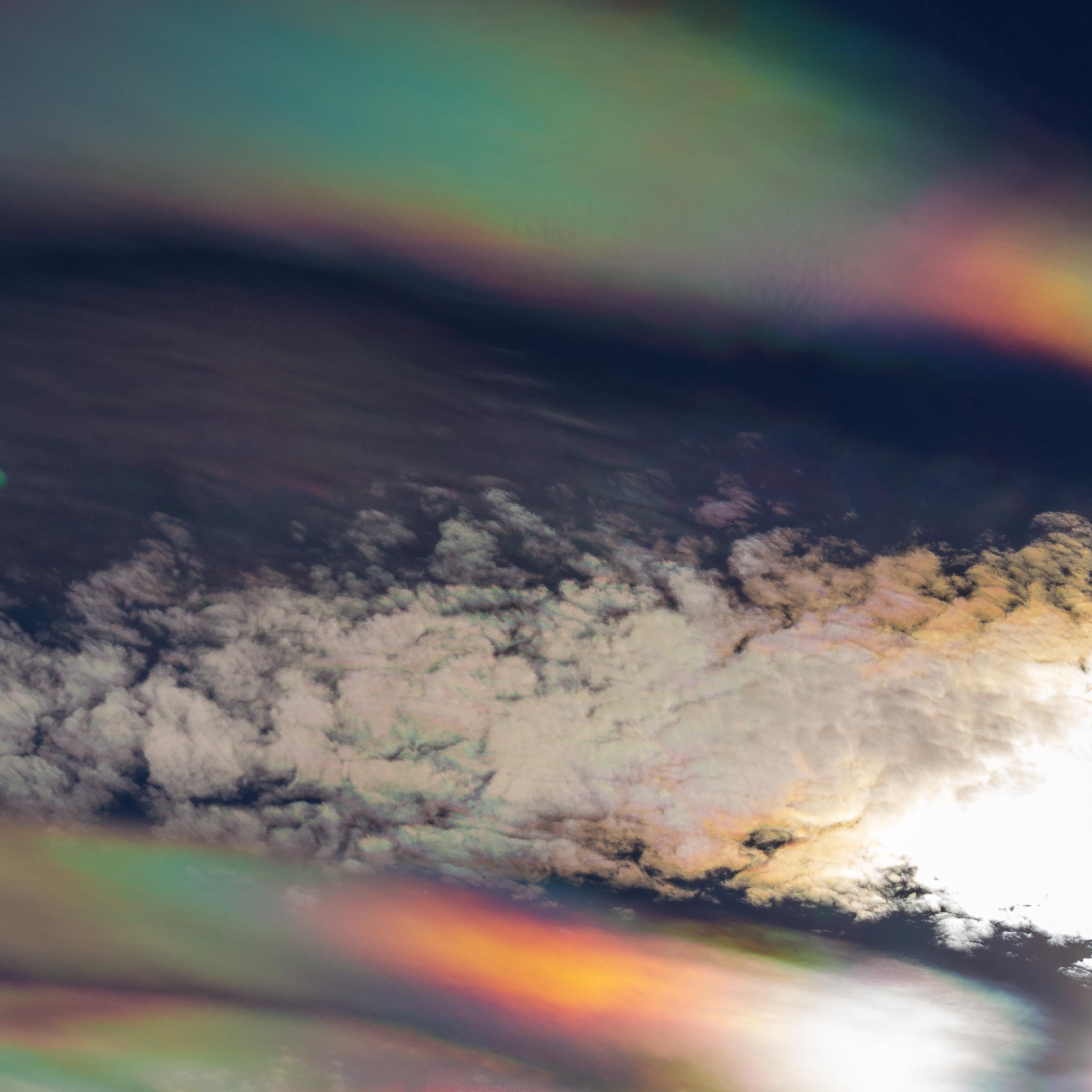 TAT iridescent clouds 005