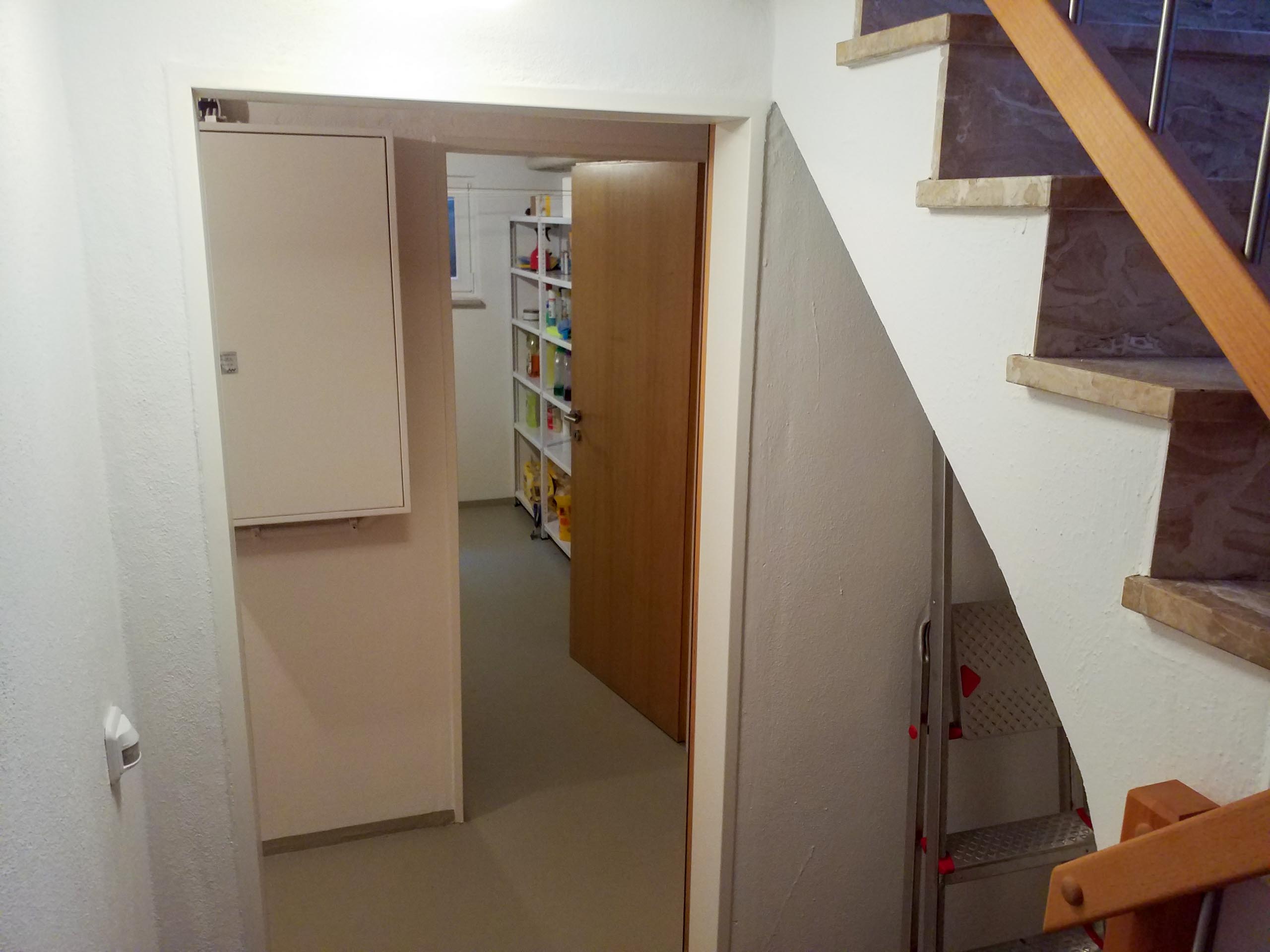 HA 2020 Una escalera y pasillos 008