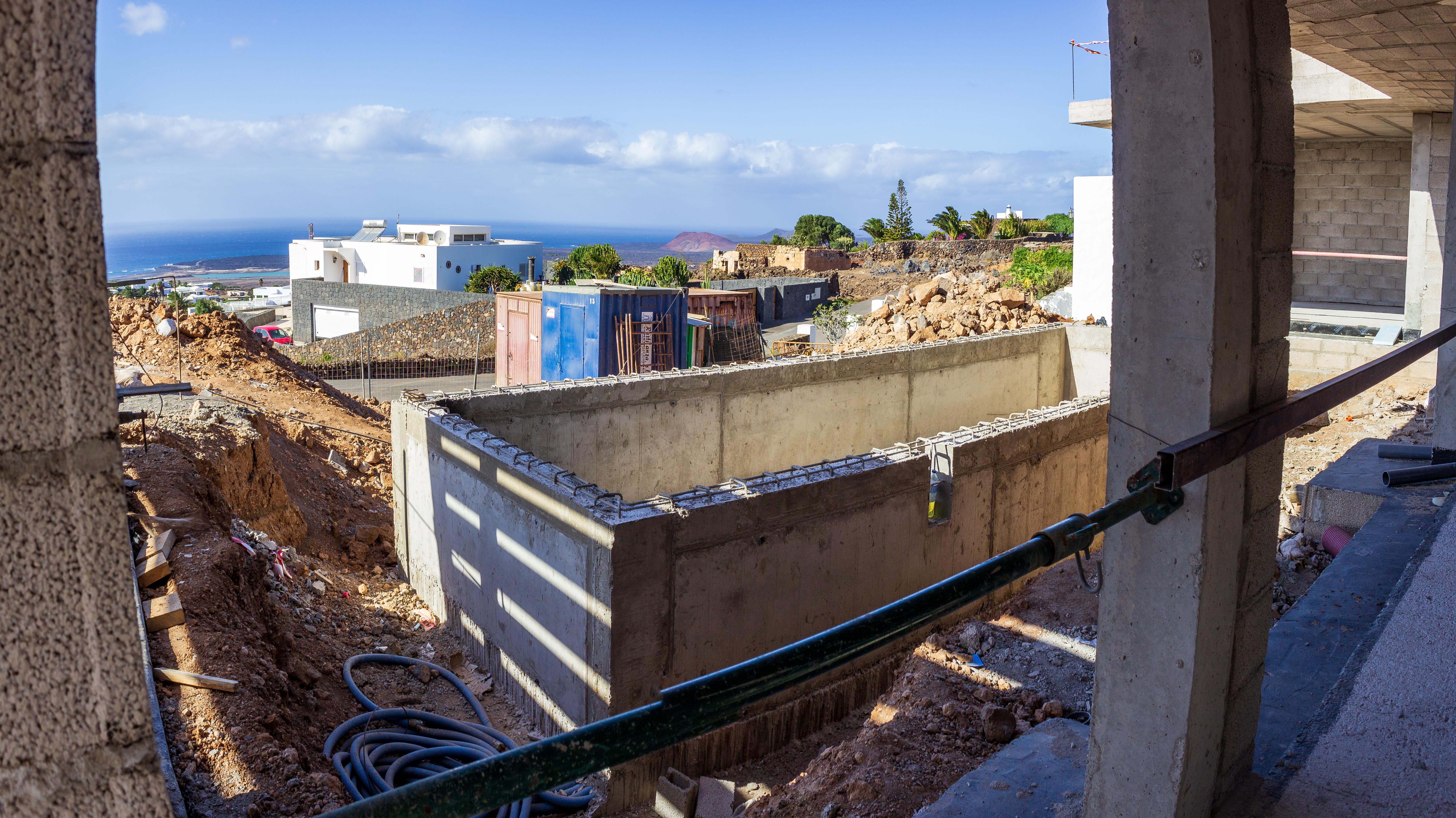 2021 11 LasBrenas November 1 outside 010