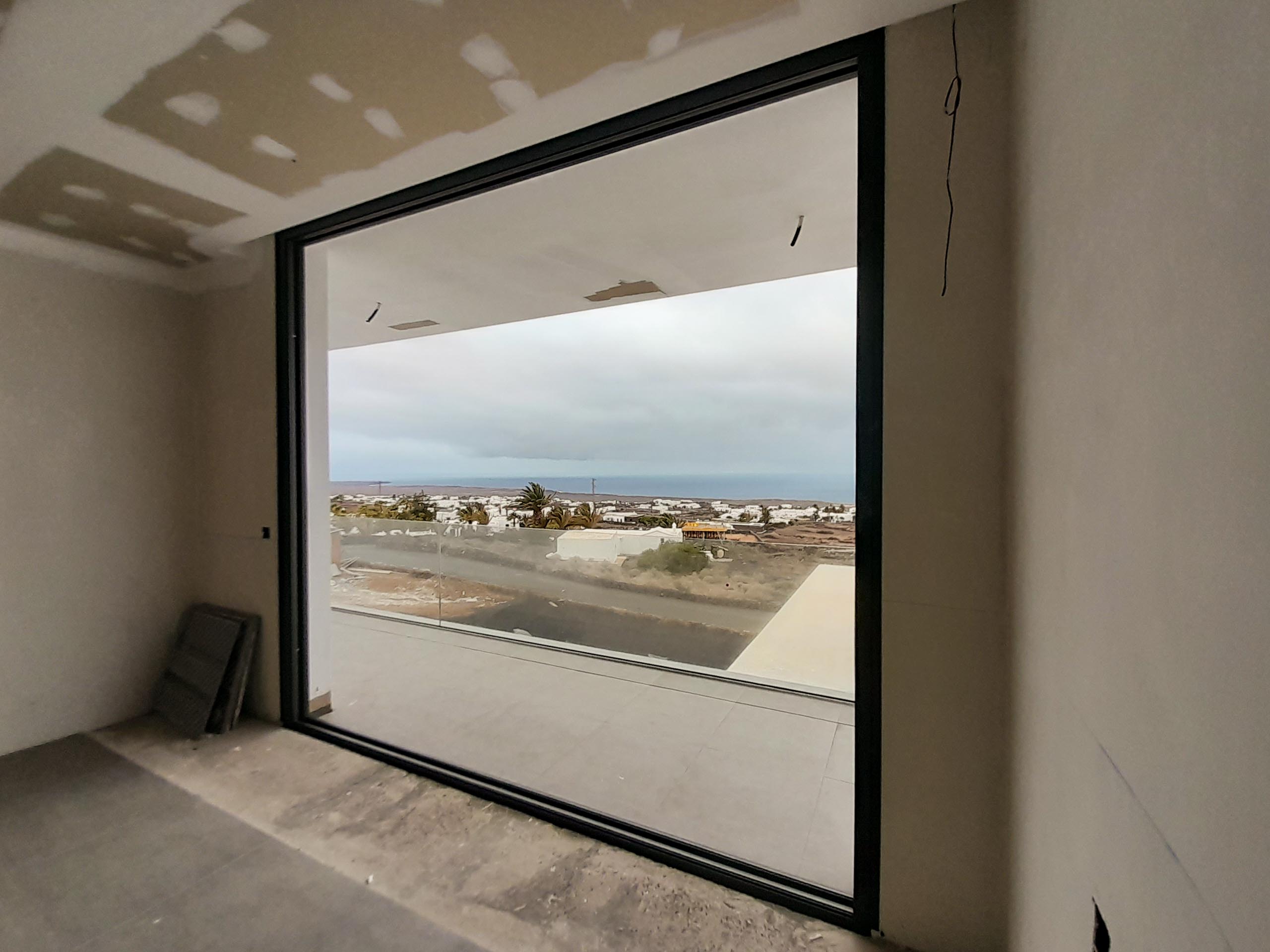 2022 06 LasBrenas June 2 the windows 006