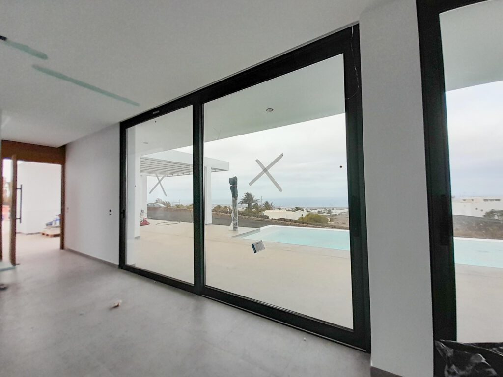 2022 08 LasBrenas August 1 the doors 001